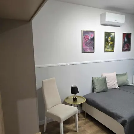 アパート Blue 4 Pokojowy Z Ogrodkiem