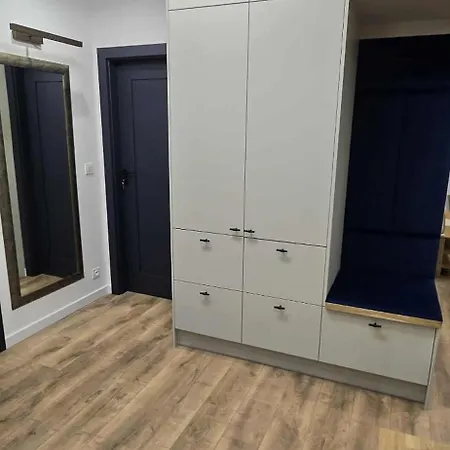 Blue 4 Pokojowy Z Ogródkiem Apartamento Varsovia