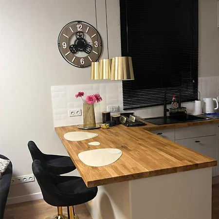 Blue 4 Pokojowy Z Ogródkiem Apartamento Varsovia