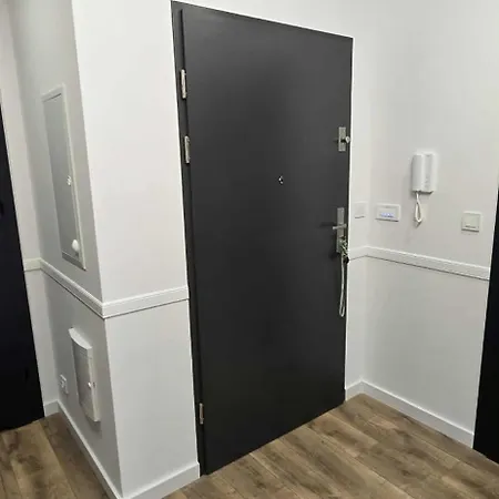 Blue 4 Pokojowy Z Ogrodkiem Apartmán Varšava