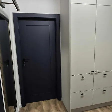 Blue 4 Pokojowy Z Ogrodkiem Apartmán *