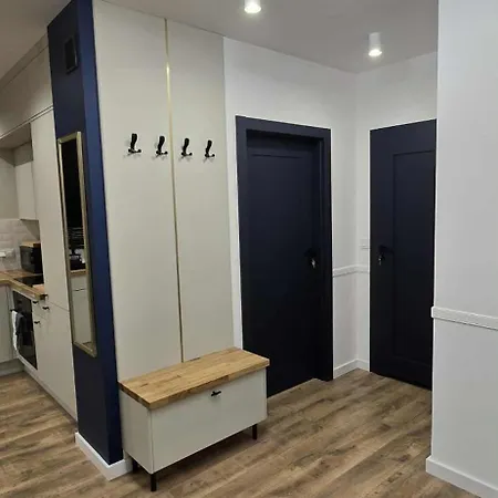 Blue 4 Pokojowy Z Ogrodkiem *