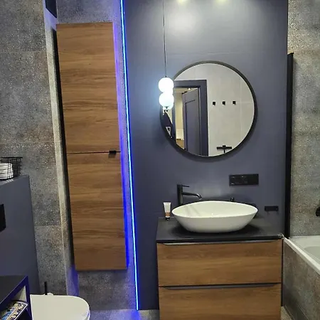 Blue 4 Pokojowy Z Ogrodkiem Appartamento Varsavia