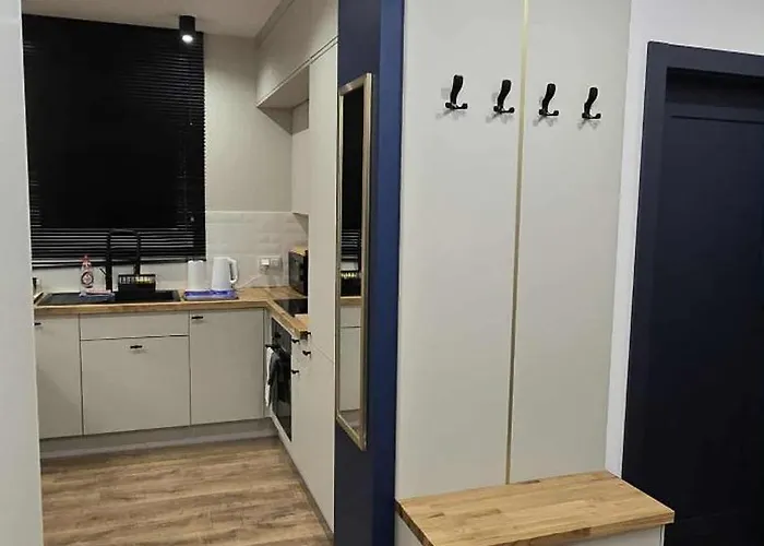 Apartament Blue 4 Pokojowy Z Ogródkiem *