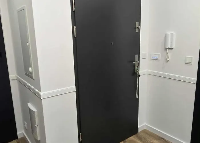 Blue 4 Pokojowy Z Ogródkiem Apartament Warszawa