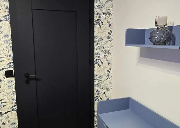 Blue 4 Pokojowy Z Ogródkiem