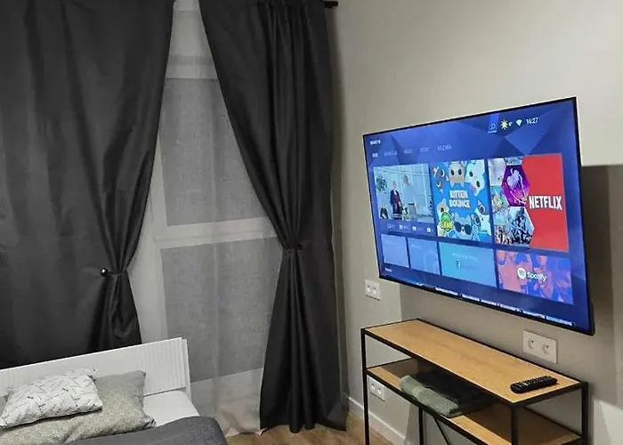 Apartament Blue 4 Pokojowy Z Ogródkiem Warszawa