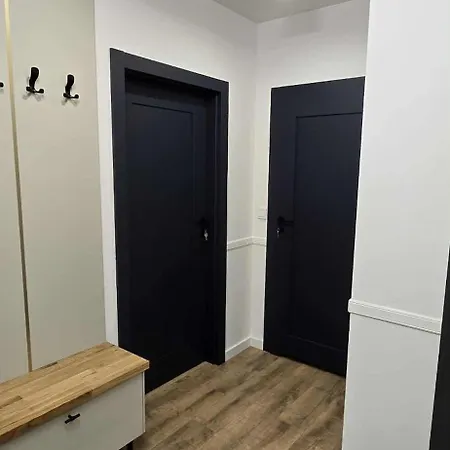 Blue 4 Pokojowy Z Ogrodkiem דירה *